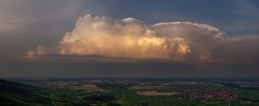 Orages sur collines limoneuses et plaine d'Alsace